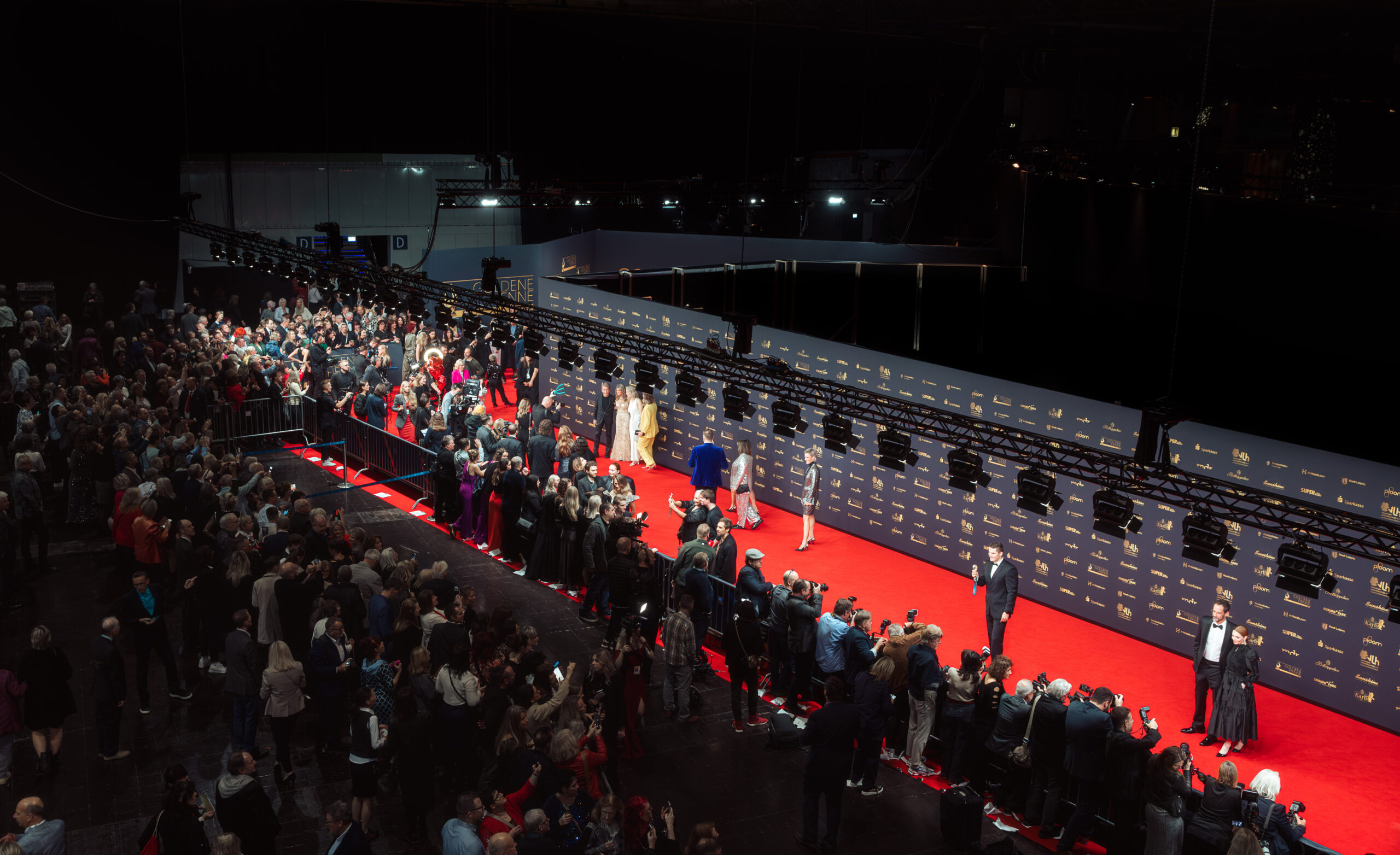 Roter Teppich Goldene Henne 2024 Leipzig, fotografiert von Niclas Schmidt Eventfotograf Leipzig